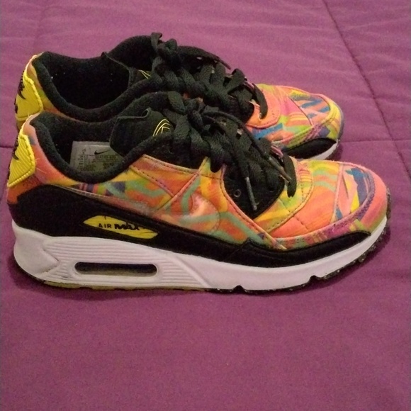 NikevAir Max 90 Familia ~ Latino heritage ~US 5, EUR 37.5 - Picture 5 of 13